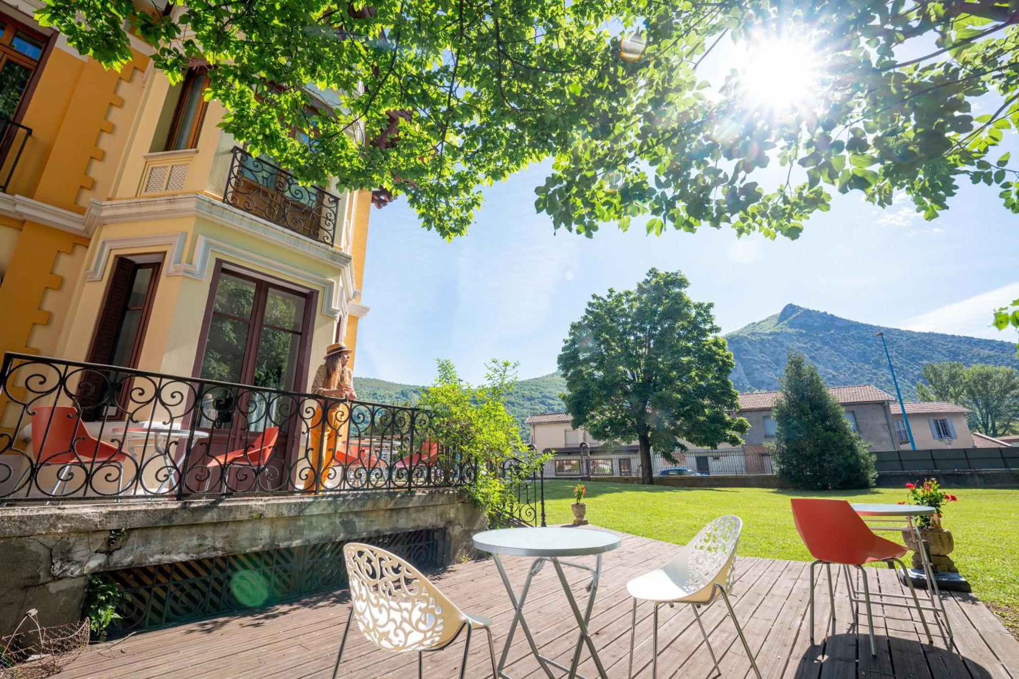 Le Manoir D'Agnes Logis Hotel Restaurant Tarascon-sur-Ariege Exterior photo